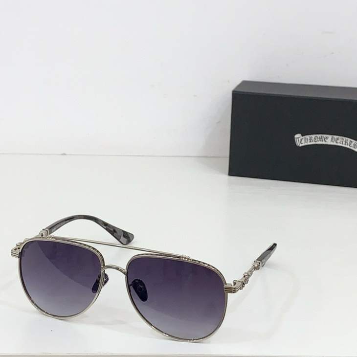 Picture of Chrome Hearts Sunglasses _SKUfw67985495fw